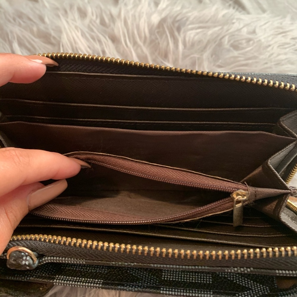 M wallet - Picture 4 of 10